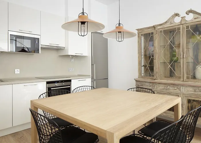 Simone By Feelfree סן סבסטיאן